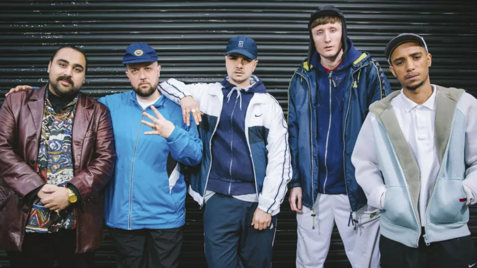 People Just Do Nothing