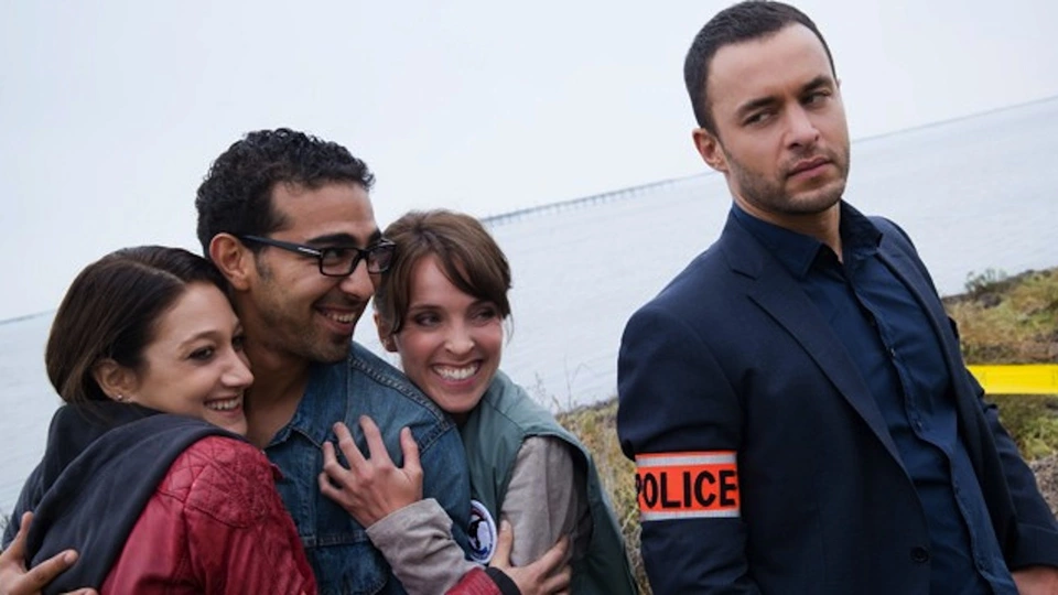 Кандис Ренуар